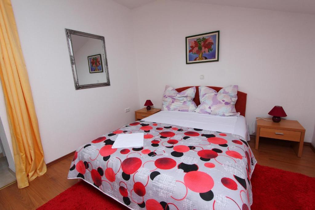 Rooms And Apartments Sally Rovinj Ruang foto